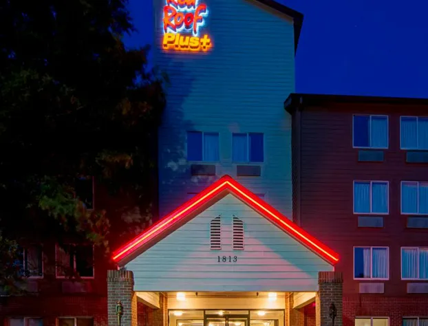 Red Roof Inn PLUS+ Raleigh Downtown – NCSU/Conv Center hotel detail image 3