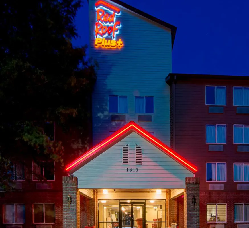 Red Roof Inn PLUS+ Raleigh Downtown – NCSU/Conv Center hotel hero
