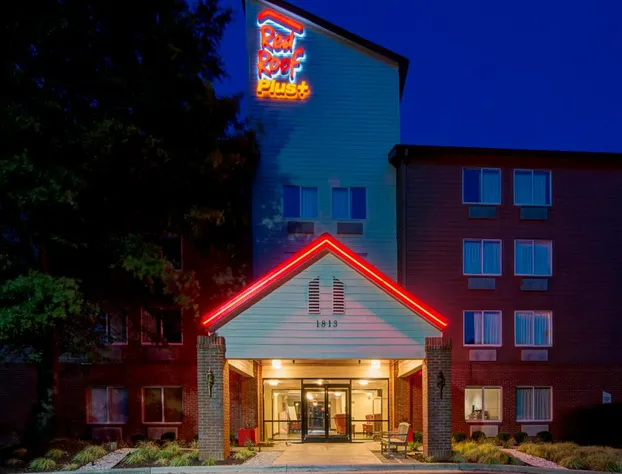 Red Roof Inn PLUS+ Raleigh Downtown – NCSU/Conv Center hotel detail image 1