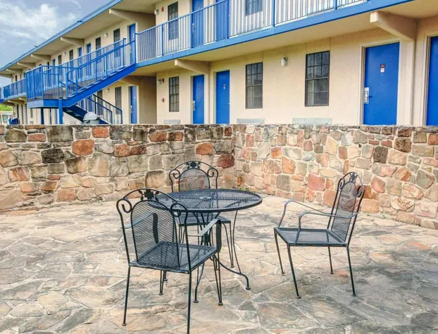 Rodeway Inn New Braunfels - San Antonio Area hotel detail image 1