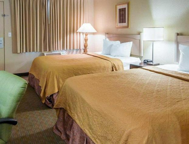 Rodeway Inn Portland Airport hotel detail image 1