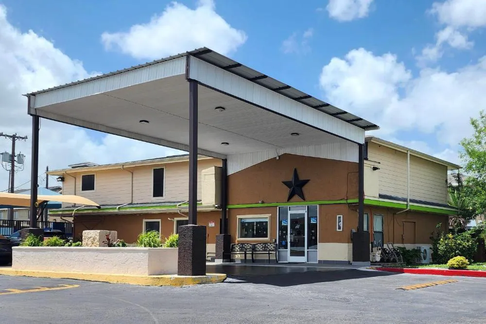 Rodeway Inn San Antonio Lackland AFB - SeaWorld hotel hero