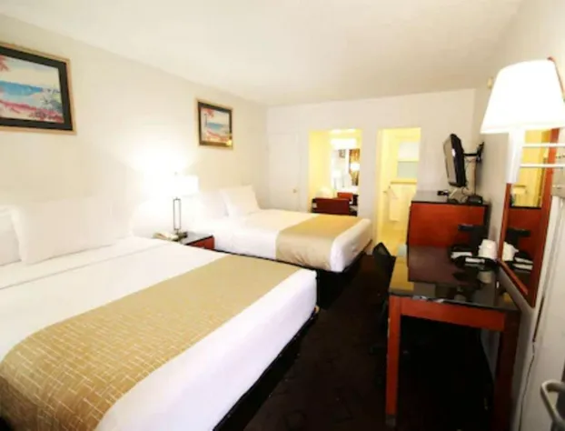 Travelodge by Wyndham Burbank-Glendale hotel detail image 2