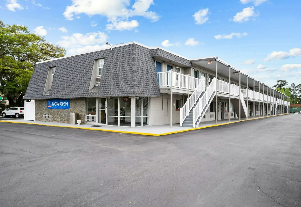 Studio 6 Wilmington, NC hotel hero