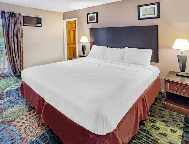 Travelodge by Wyndham Great Barrington Berkshires hotel detail image 4