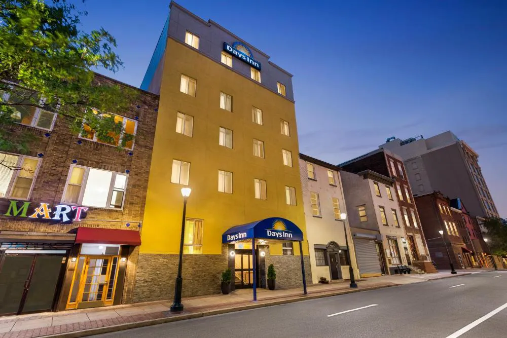 Days Inn by Wyndham Philadelphia Convention Center hotel hero