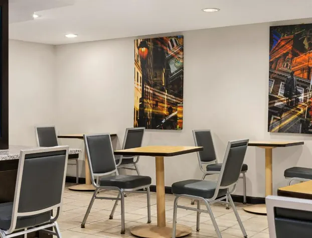 Days Inn by Wyndham Philadelphia Convention Center hotel detail image 4