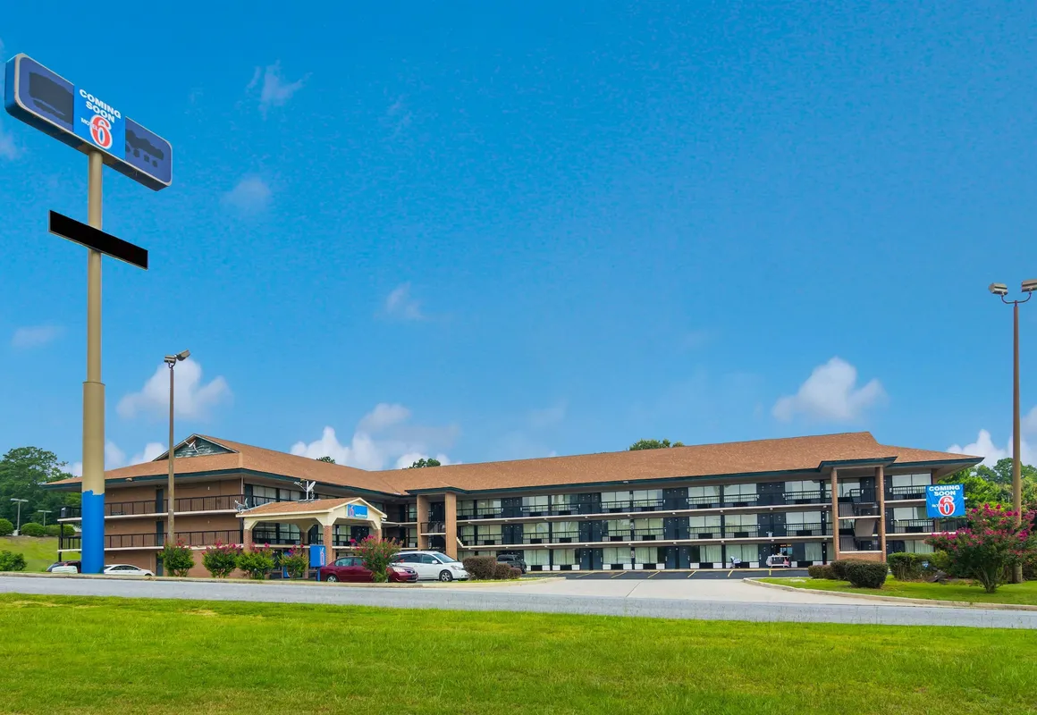 Motel 6 Macon, GA hotel hero