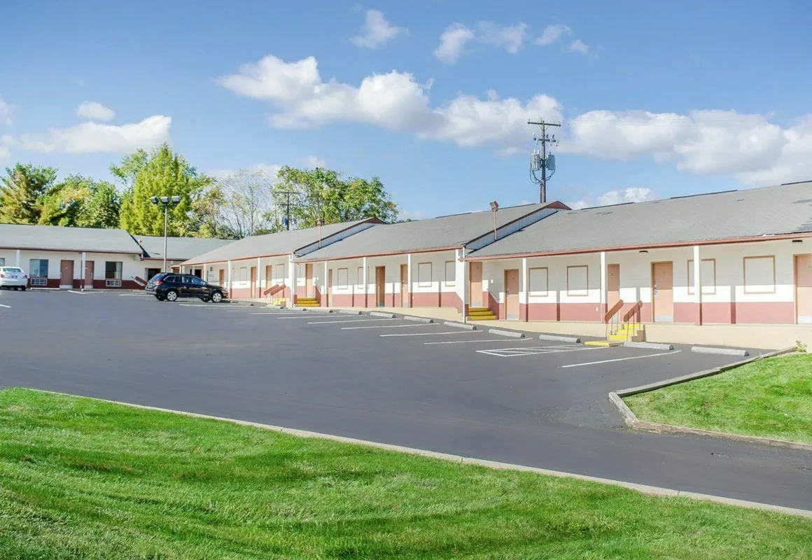 Rodeway Inn Harrisburg hotel hero