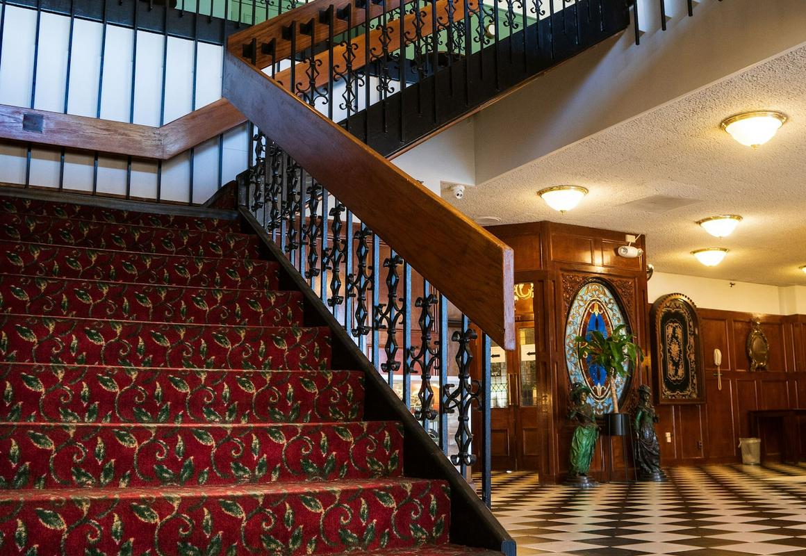 The Boulder Broker hotel hero
