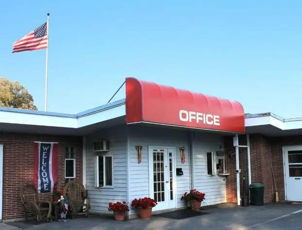 Budget Host Crestview Inn hotel detail image 1