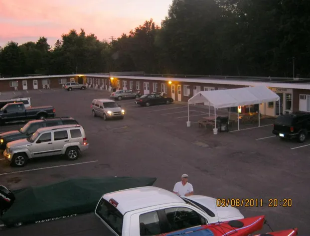 Budget Host Crestview Inn hotel detail image 4