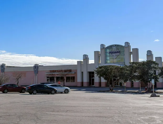 Days Inn by Wyndham Columbia hotel detail image 4