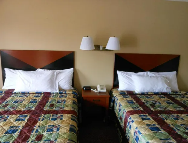 McClellan Inn Anniston hotel detail image 2