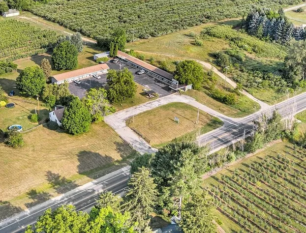 The Last Resort hotel detail image 1