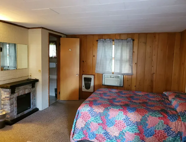 The Last Resort hotel detail image 4