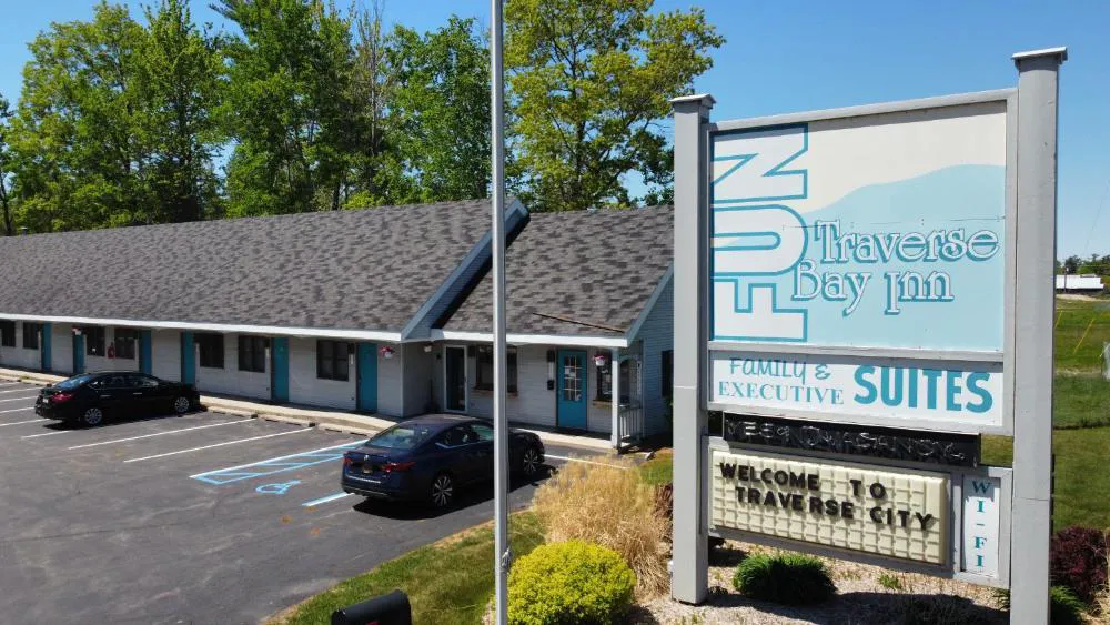 Traverse Bay Inn hotel hero