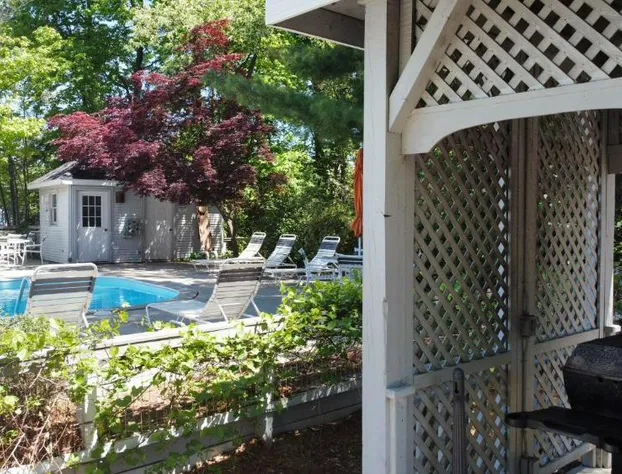 Traverse Bay Inn hotel detail image 4