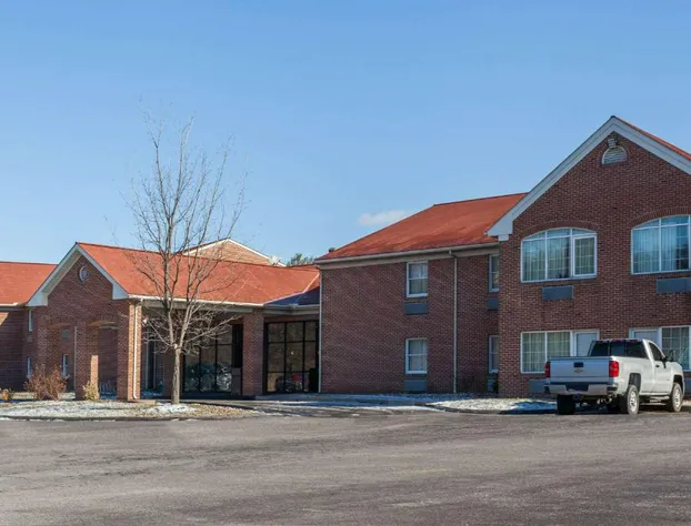 Days Inn & Suites by Wyndham Lancaster Amish Country hotel detail image 3