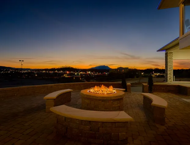 Holiday Inn Express and Suites Pigeon Forge Sevierville by IHG hotel detail image 4