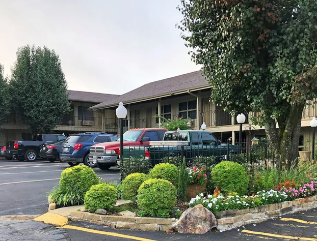 Charles Wesley Motor Lodge hotel detail image 2