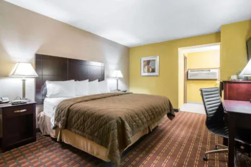 Rodeway Inn Towanda hotel detail image 3