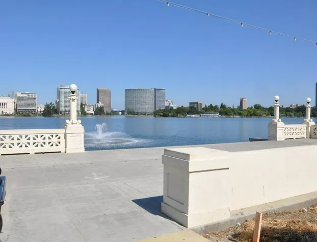 Econo Lodge hotel detail image 4