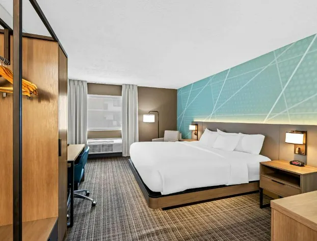 Comfort Inn Traverse City hotel detail image 4