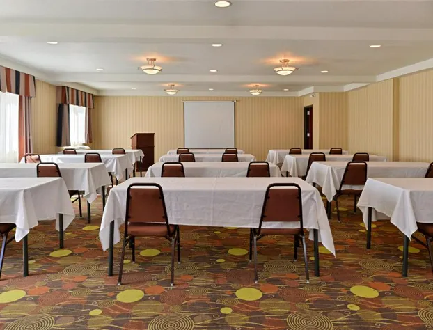 Holiday Inn Express Portland South-Lake Oswego by IHG hotel detail image 2