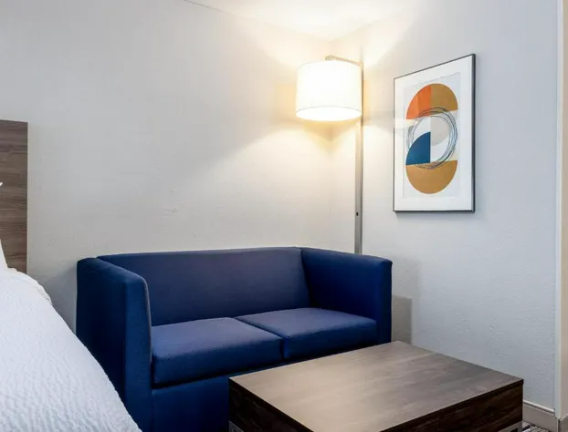 Holiday Inn Express Portland South-Lake Oswego by IHG hotel detail image 4