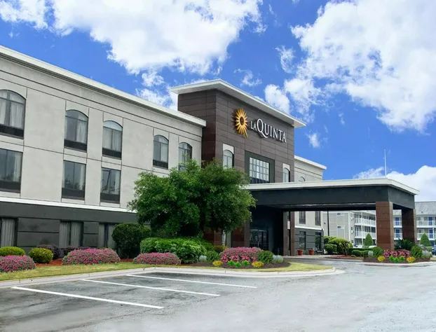 La Quinta Inn & Suites by Wyndham-Albany GA hotel detail image 2