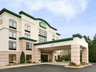 Wingate by Wyndham Raleigh South / Garner hotel detail image 1