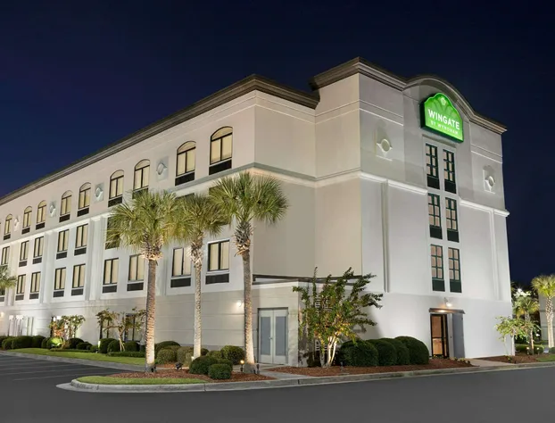 Wingate by Wyndham - Wilmington hotel detail image 2