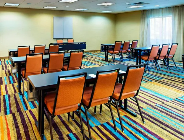 Fairfield Inn & Suites by Marriott Atlanta Buford/Mall of Georgia hotel detail image 4