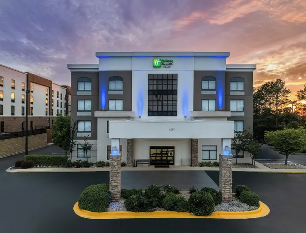 Holiday Inn Express & Suites Augusta West - Fort Gordon by IHG hotel detail image 1