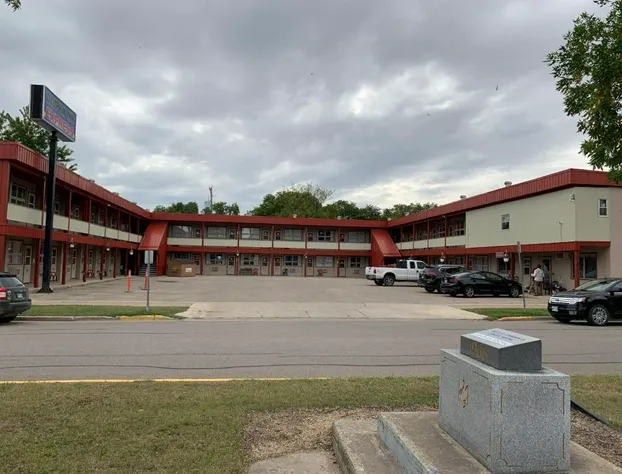 Dauphin Inn Express hotel detail image 3