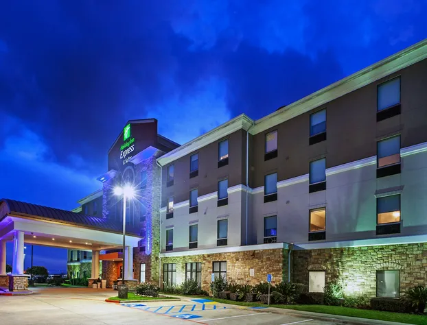 Holiday Inn Express Hotel & Suites PORT ARTHUR by IHG hotel detail image 2
