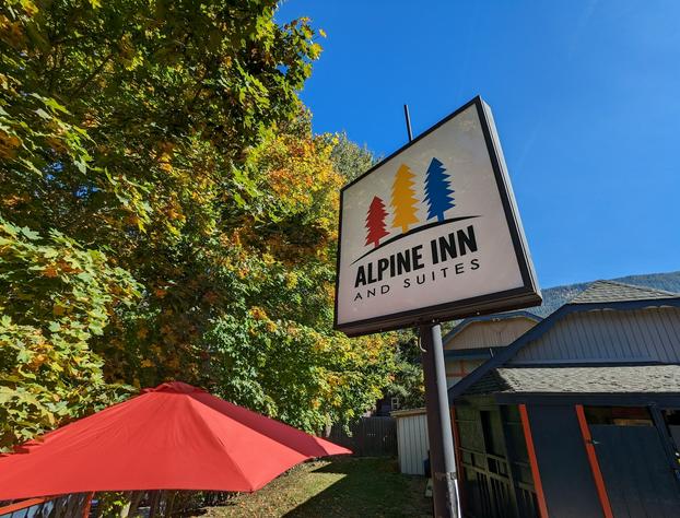 Alpine Inn & Suites hotel detail image 1