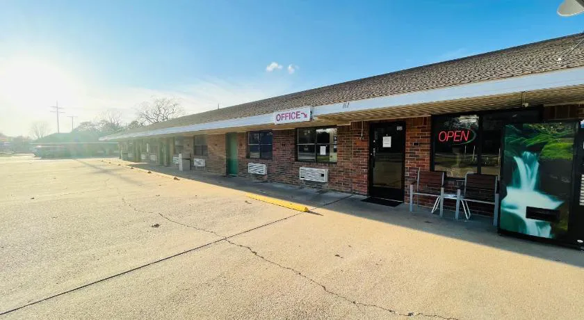 Americas Best Value Inn Jay hotel hero