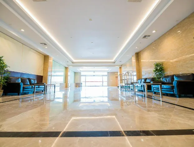 LA Crystal Hotel - Los Angeles Area hotel detail image 1