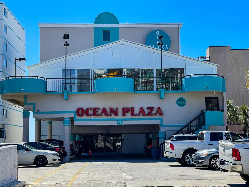 Ocean Plaza Motel hotel hero