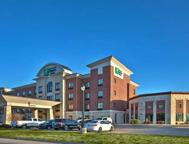 Holiday Inn Express & Suites Duncan by IHG hotel detail image 2