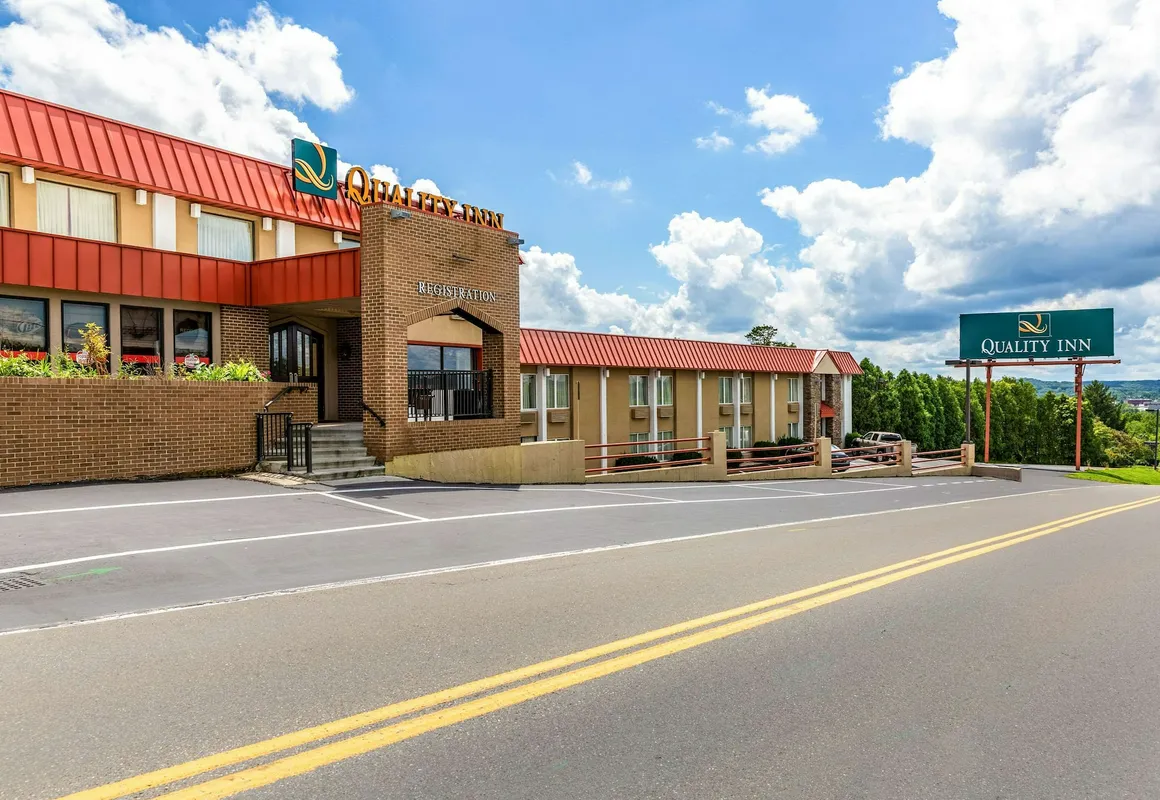 Quality Inn East Stroudsburg - Poconos hotel hero