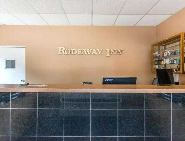 Rodeway Inn Sandusky North hotel detail image 2