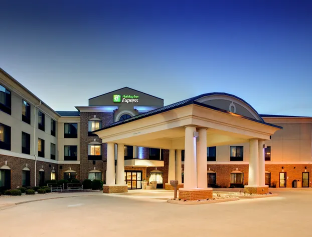 Holiday Inn Express Hotel & Suites Peru - Lasalle Area by IHG hotel detail image 3