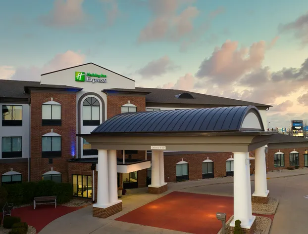 Holiday Inn Express Hotel & Suites Peru - Lasalle Area by IHG hotel detail image 4