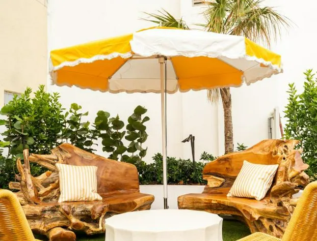 The Sunny hotel detail image 3