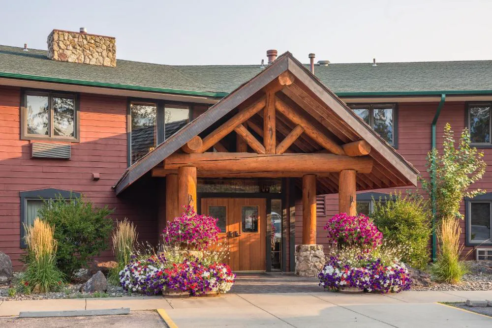 Lodge at Palmer Gulch hotel hero