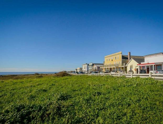 Mendocino Hotel & Garden hotel detail image 2