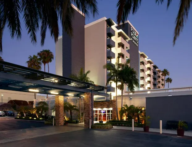 Four Points by Sheraton Los Angeles Westside hotel detail image 2